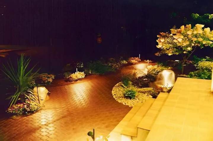 Pour créer des effets de lumières sensationnels dans votre jardin, faites appel à nous.