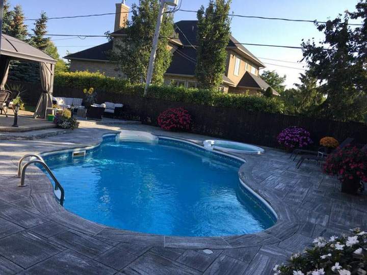 Tour de piscine Châteauguay