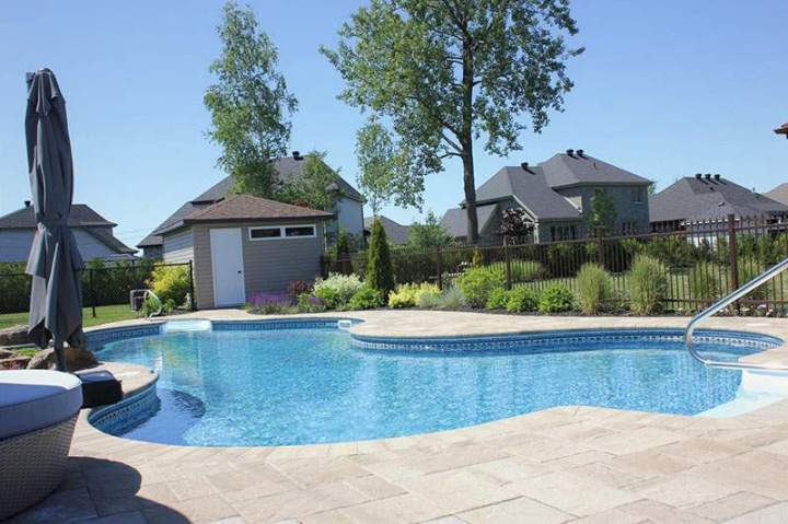 Tour de piscine Châteauguay